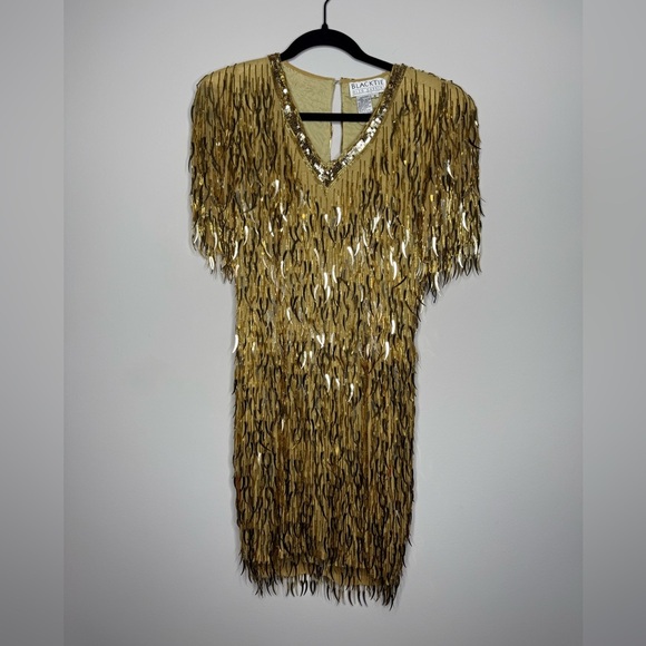 Vintage 90’s Oleg Cassini Barbie Movie Dagger Sequin Sheath Dress Size 4 - Picture 13 of 14